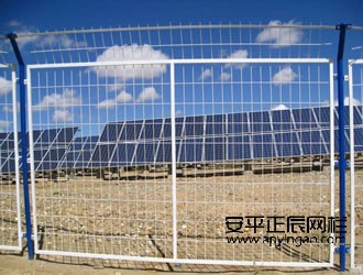 鐵絲網(wǎng)護(hù)欄網(wǎng)廠家