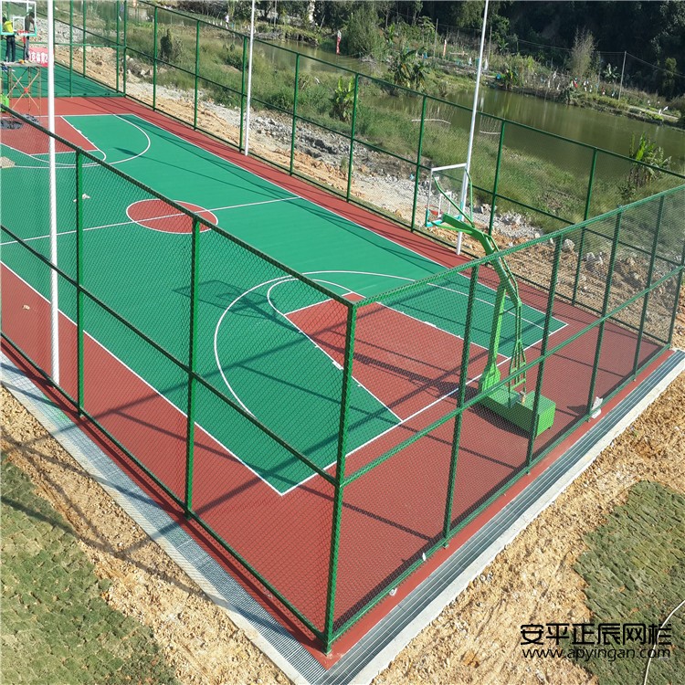 籃球場圍網多少錢一平米