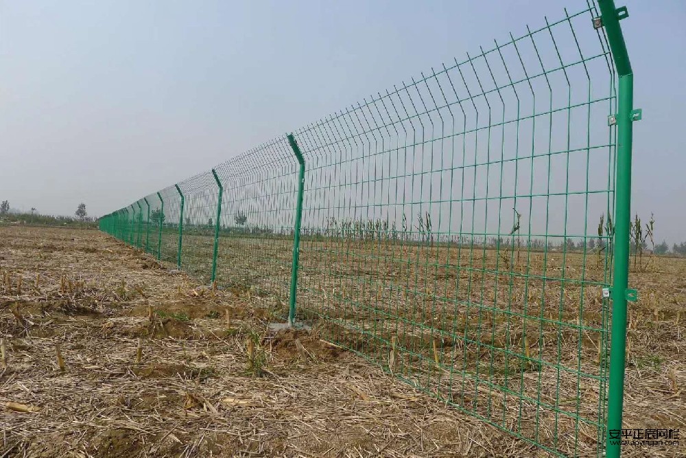 公路防護柵欄廠家