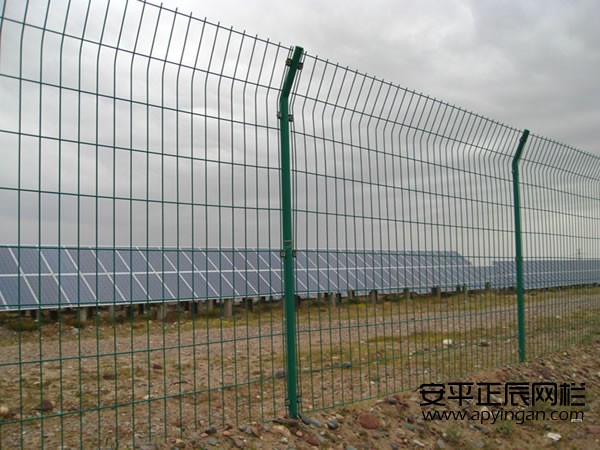光伏防護(hù)圍欄網(wǎng)