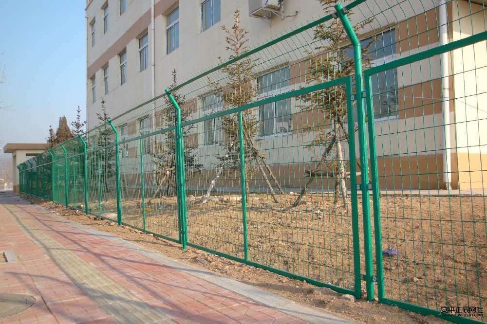 重慶護欄網(wǎng)