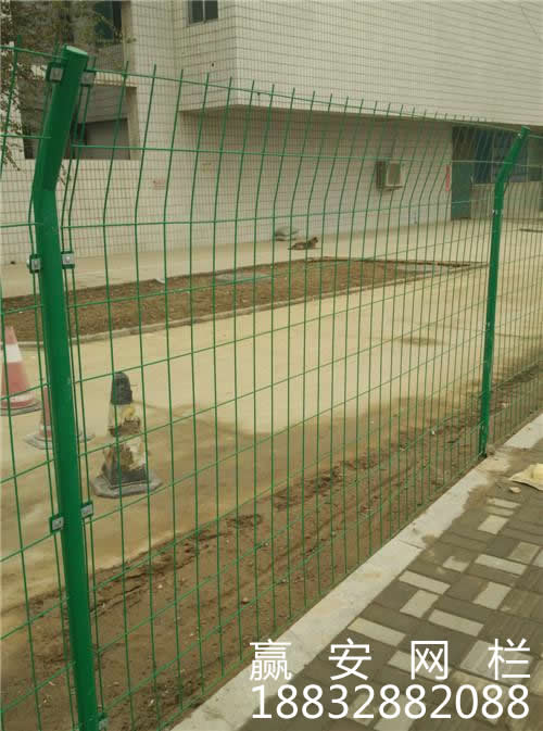 雙邊絲護(hù)欄網(wǎng)