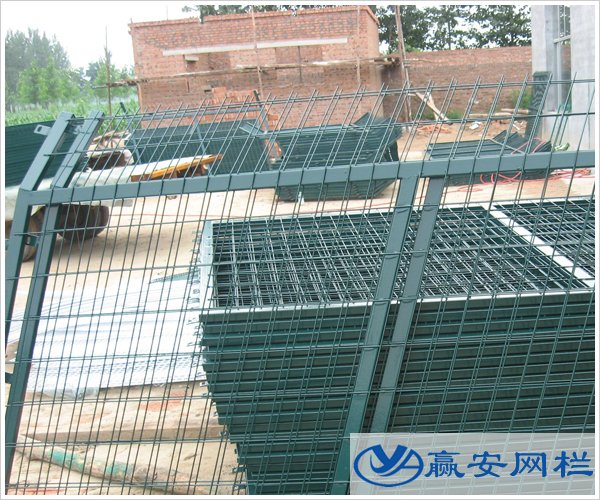 武漢公路護(hù)欄網(wǎng),蘭州公路護(hù)欄網(wǎng)