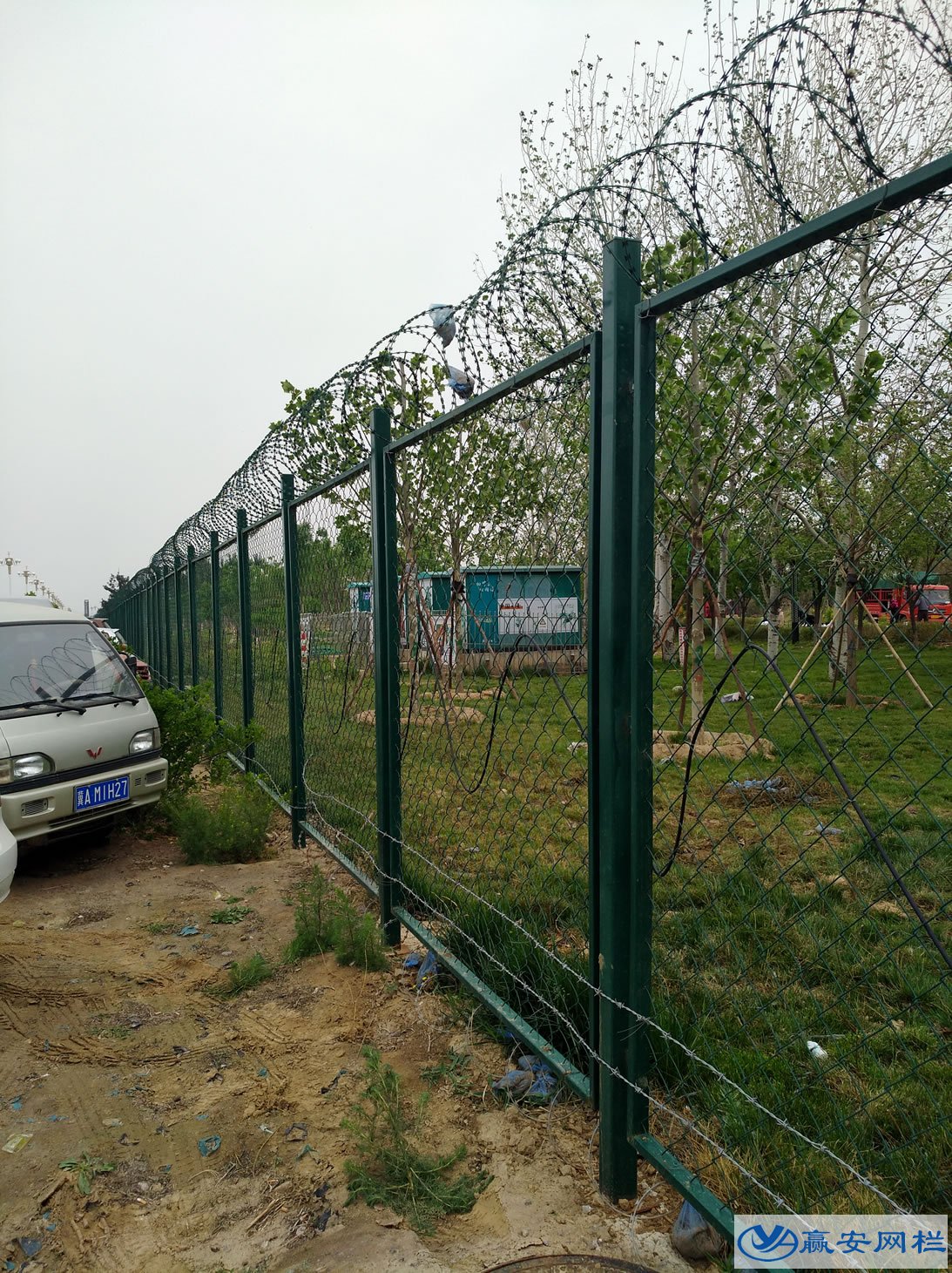 方管護(hù)欄網(wǎng)