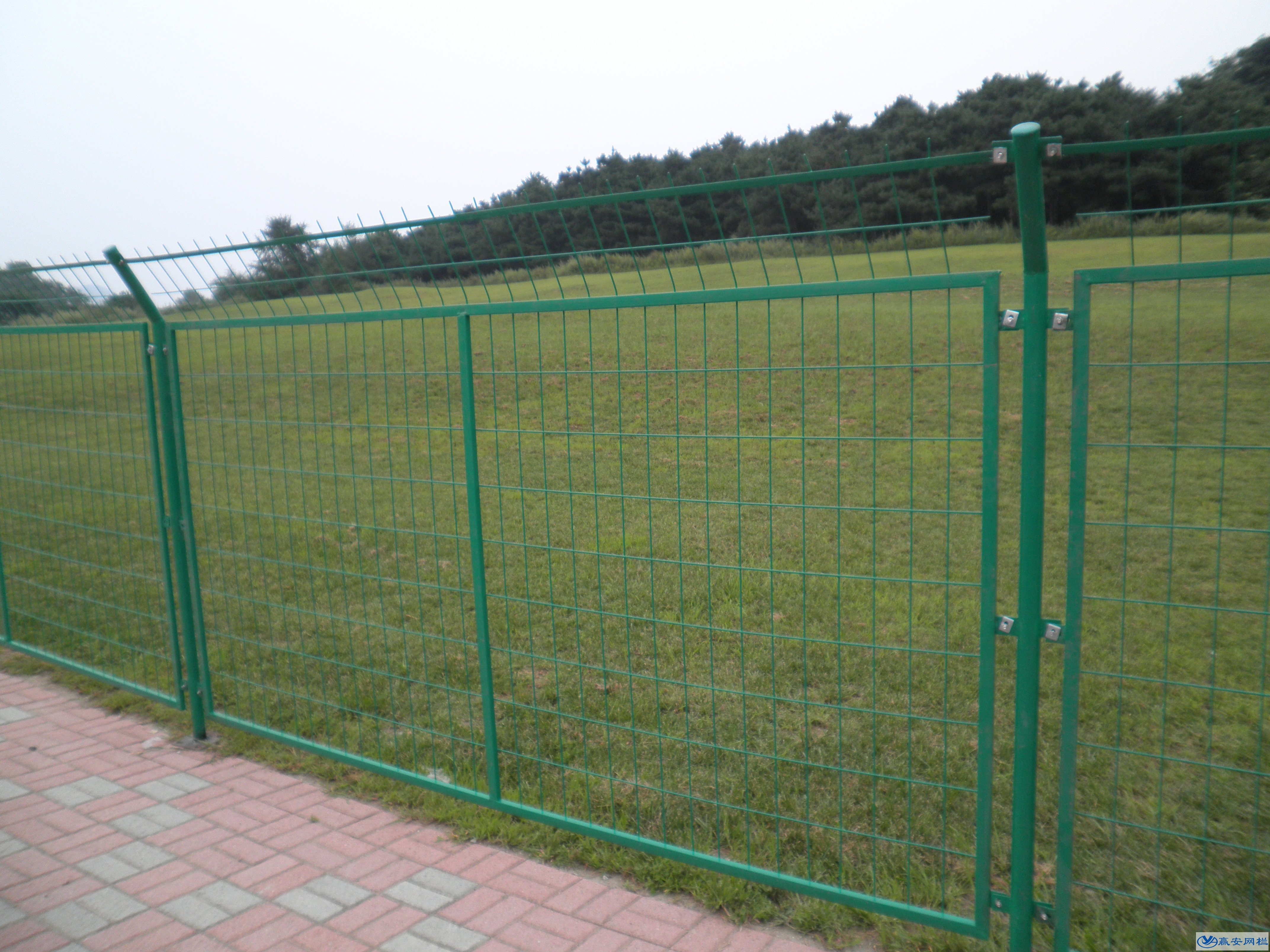 鐵絲網(wǎng)圍欄