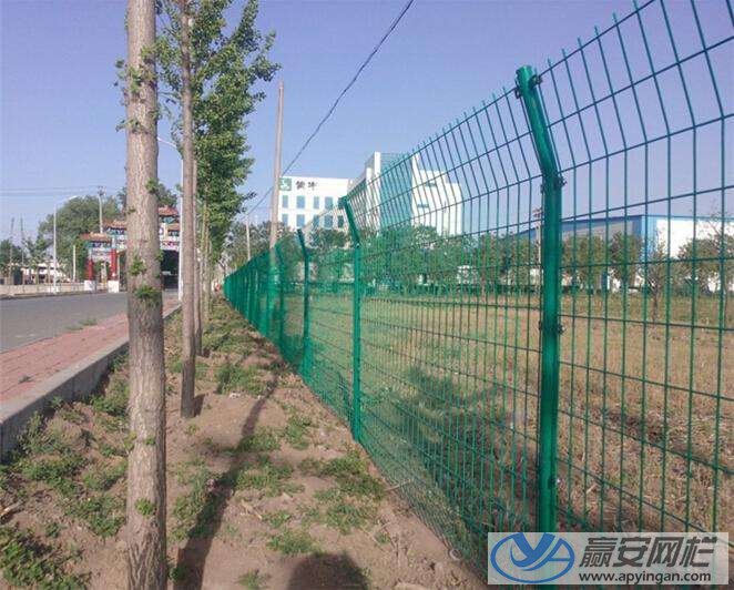 高速公路護欄網