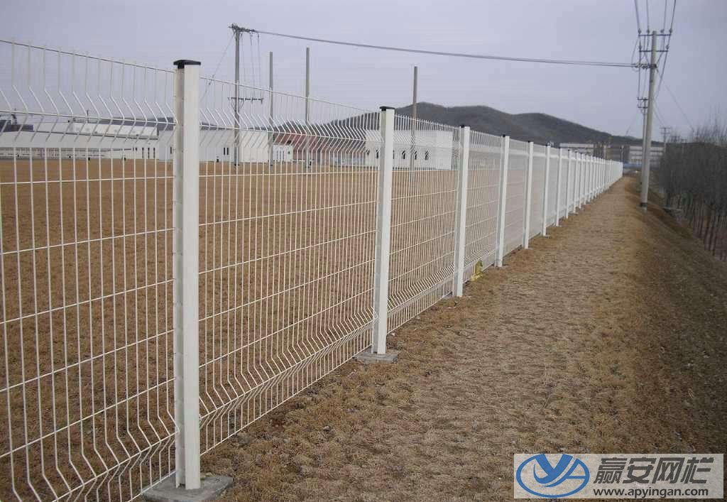 光伏電站防護圍欄