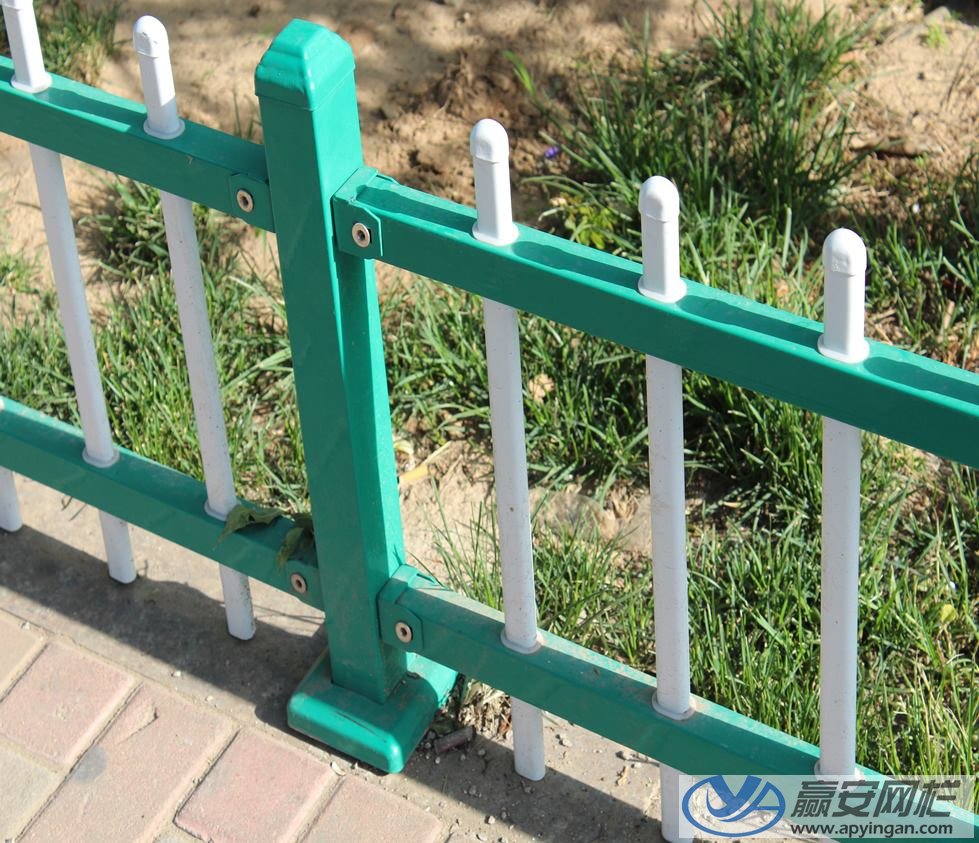 鋅鋼草坪護欄