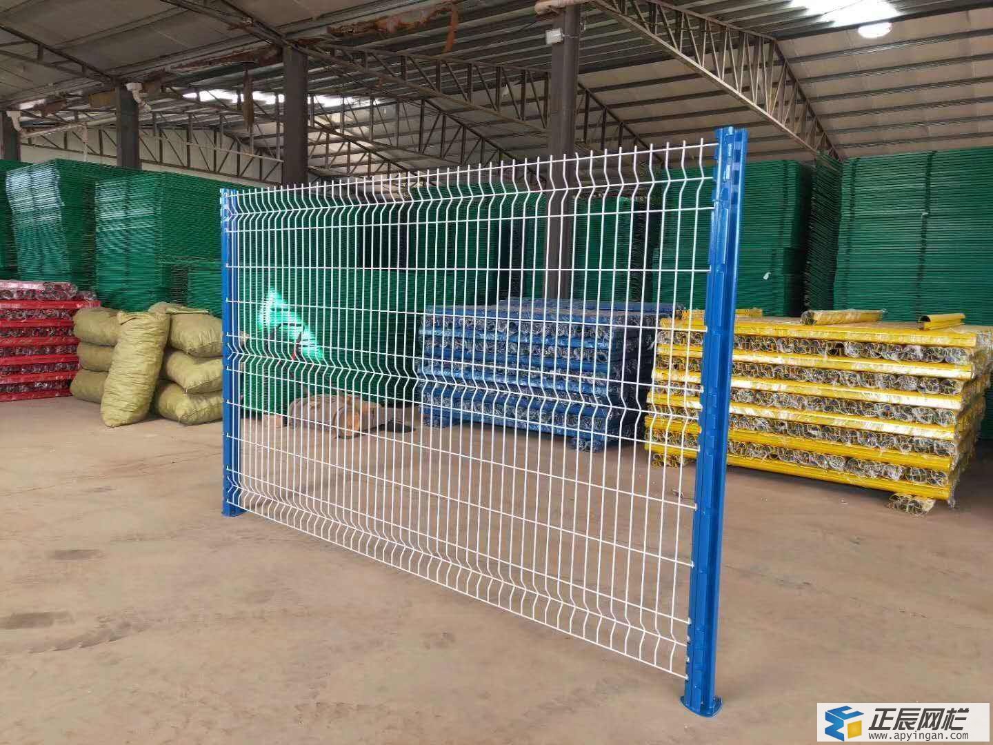 桃型柱護(hù)欄網(wǎng)