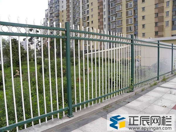 小區(qū)護欄網(wǎng)