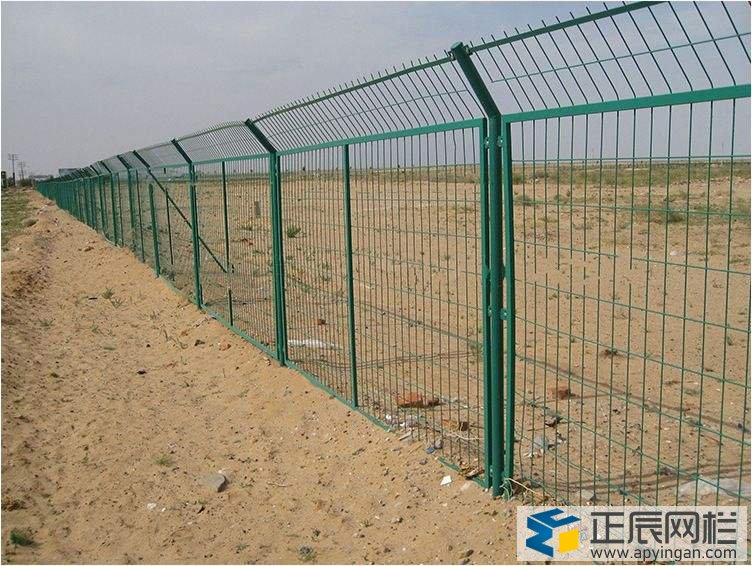 圍地護欄網