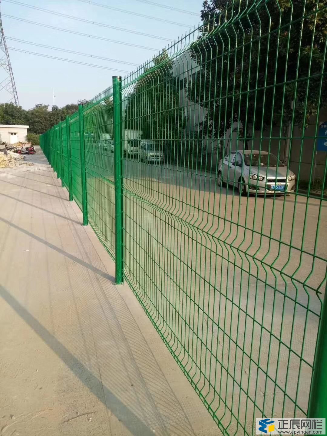 鐵絲圍墻護欄網價格