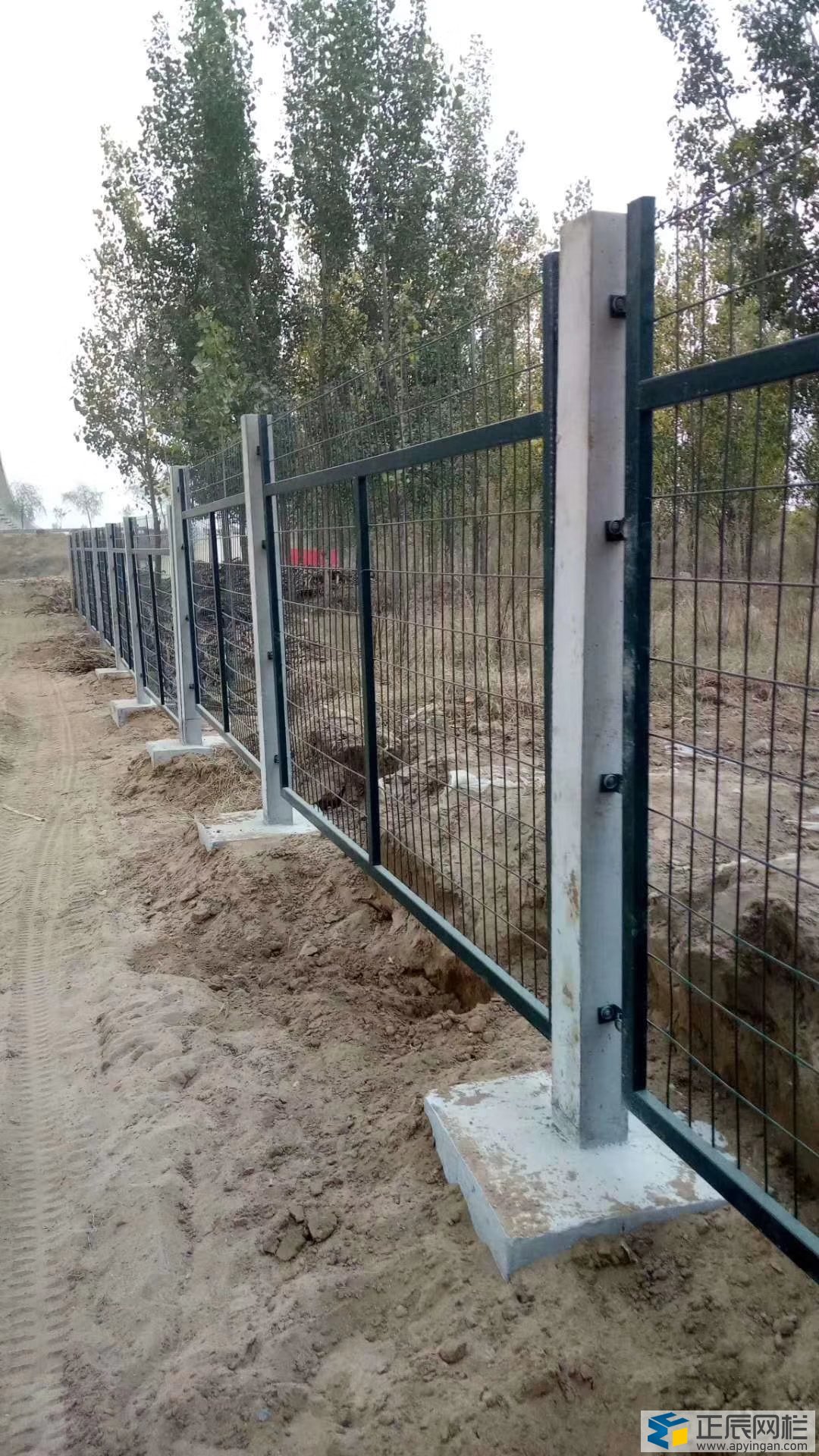 鐵路護欄網(wǎng)