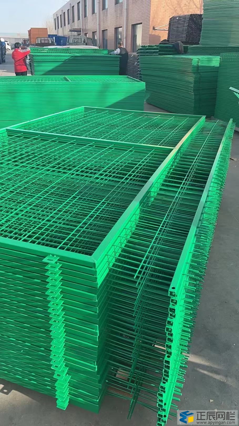 框架護(hù)欄網(wǎng)