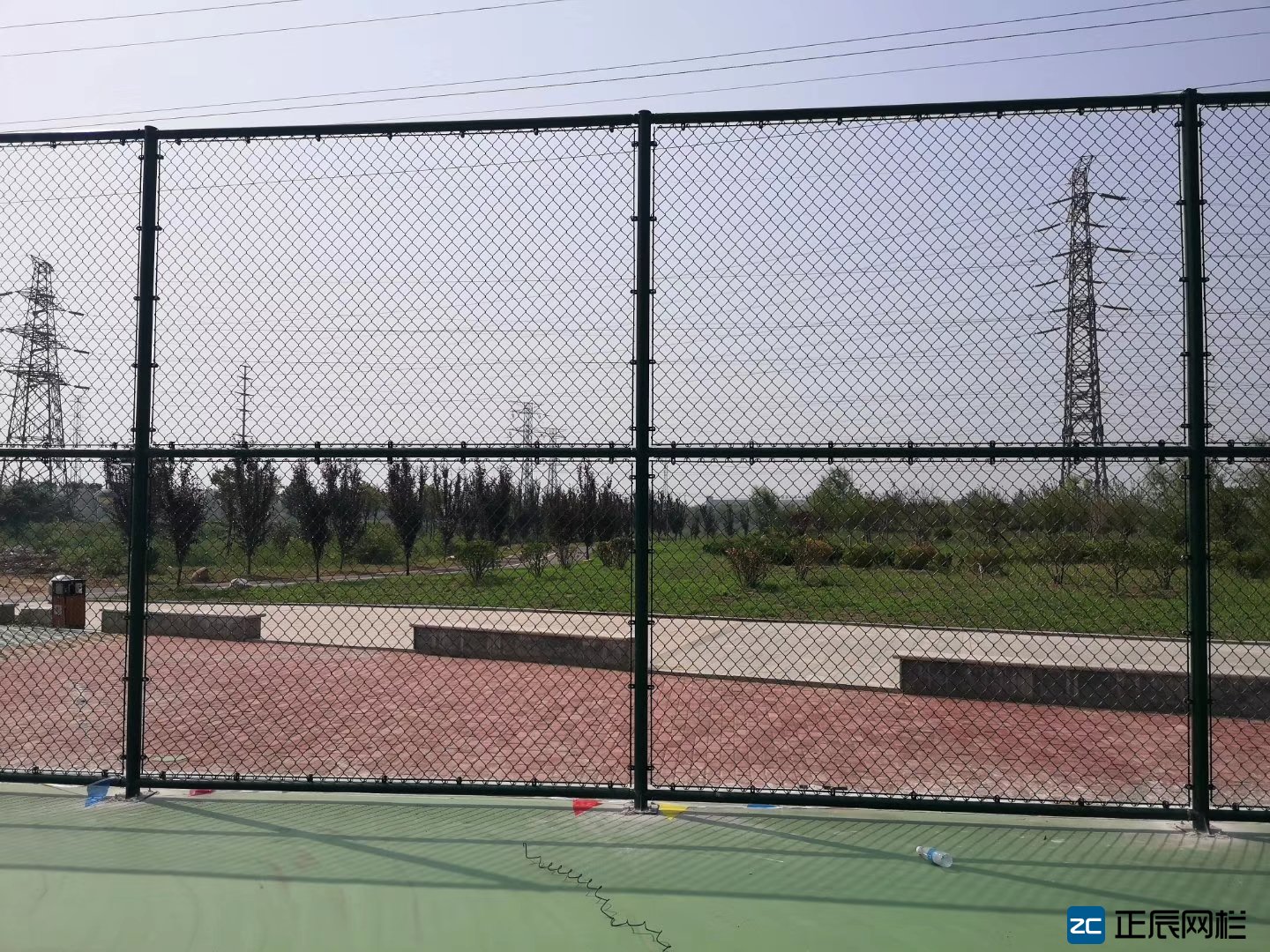 球場護欄網(wǎng)多少錢一平