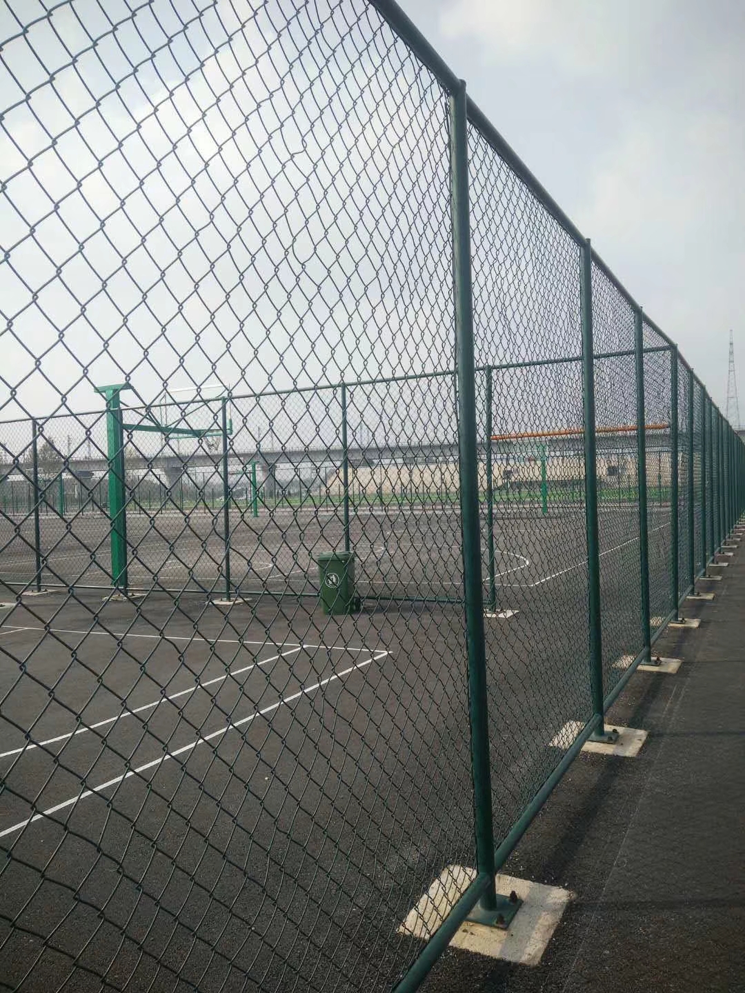 體育場護欄網(wǎng)價錢