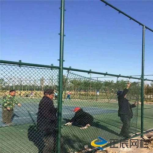 安裝球場(chǎng)圍網(wǎng)多少錢一米